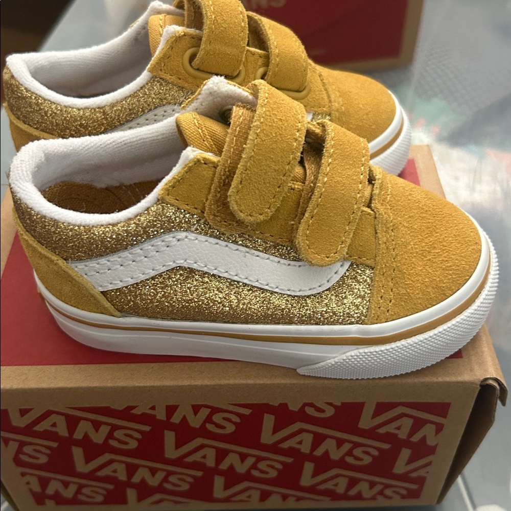 NEW Toddler Kids Champagne Glitter Gold VANS Old Skool Trainers V SIZE 5